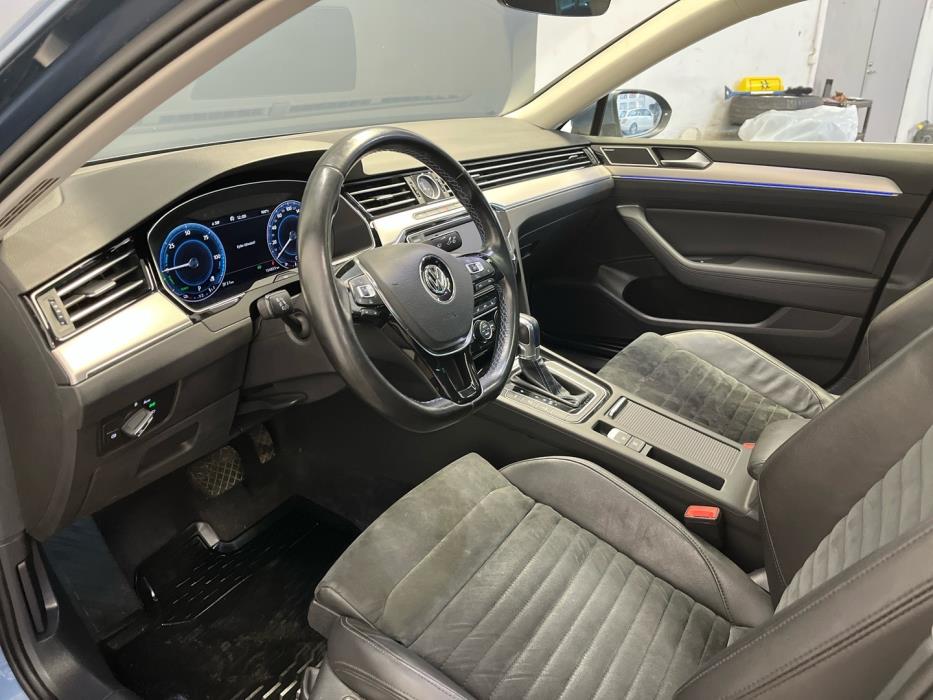 VOLKSWAGEN Passat 2016