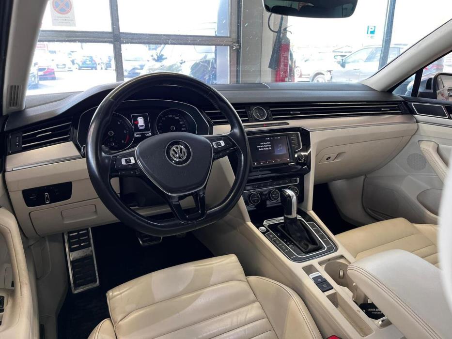 VOLKSWAGEN Passat 2016