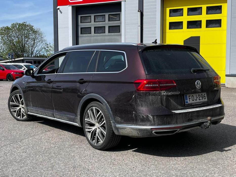 VOLKSWAGEN Passat 2016