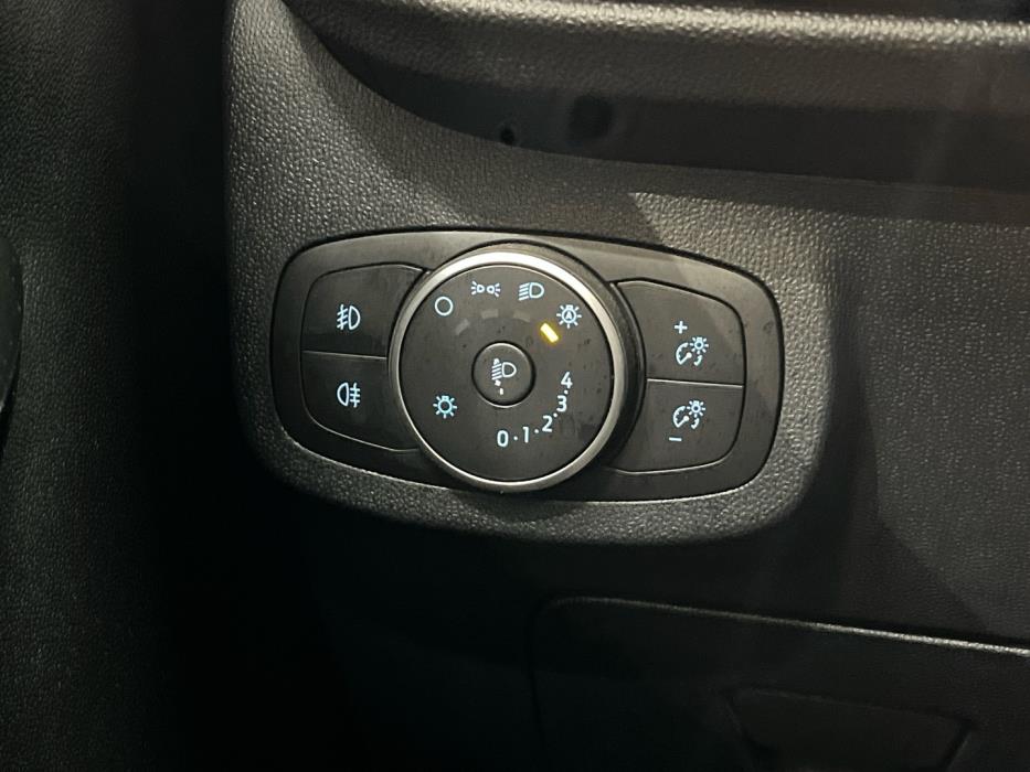 FORD Fiesta Van 2021