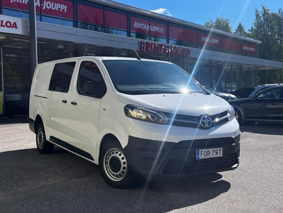TOYOTA Proace 2021