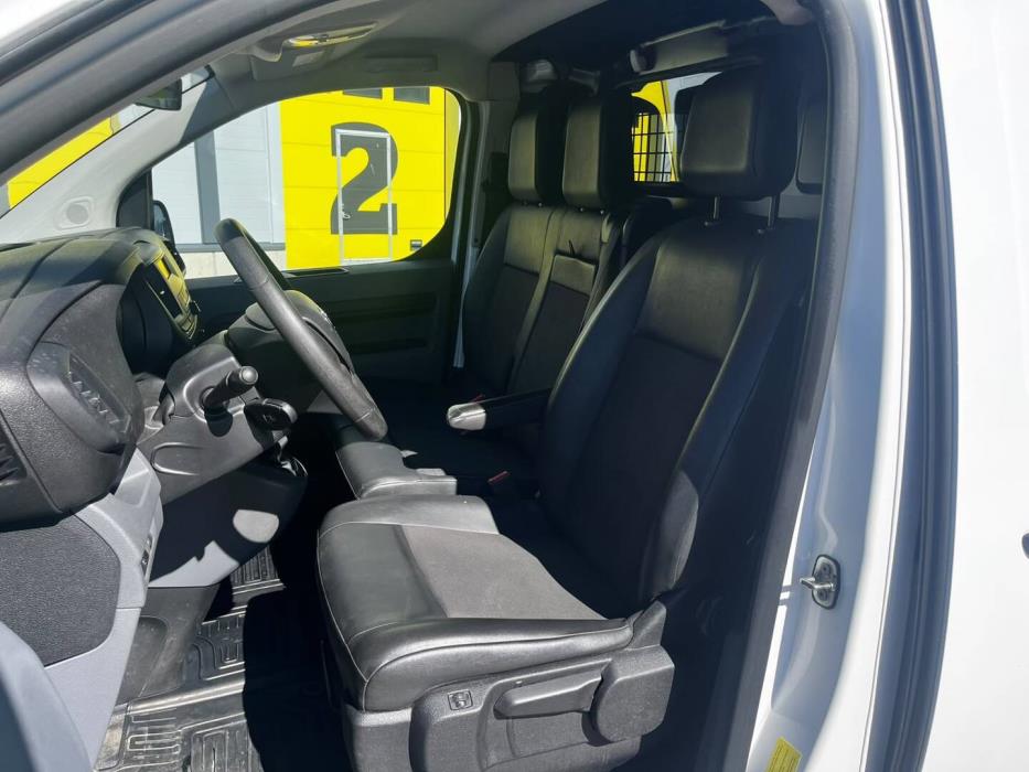 TOYOTA Proace 2021