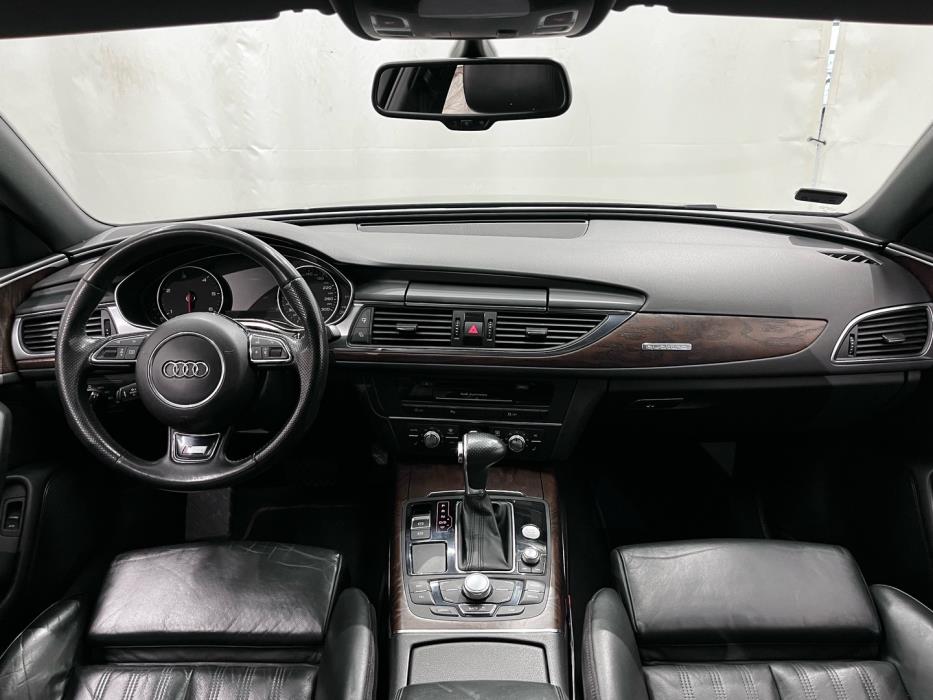 AUDI A6 2012