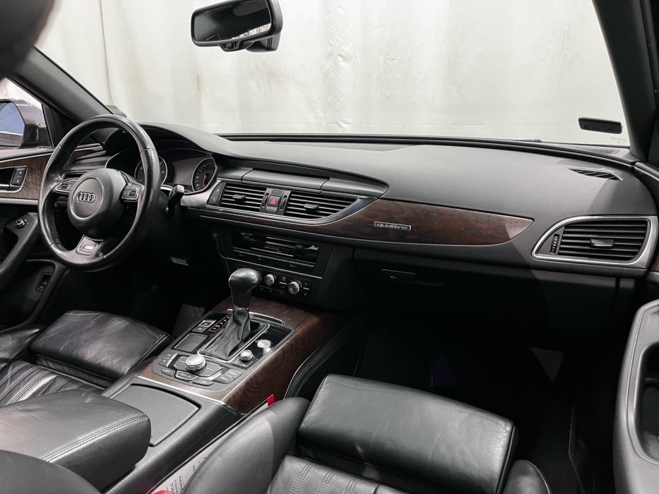 AUDI A6 2012