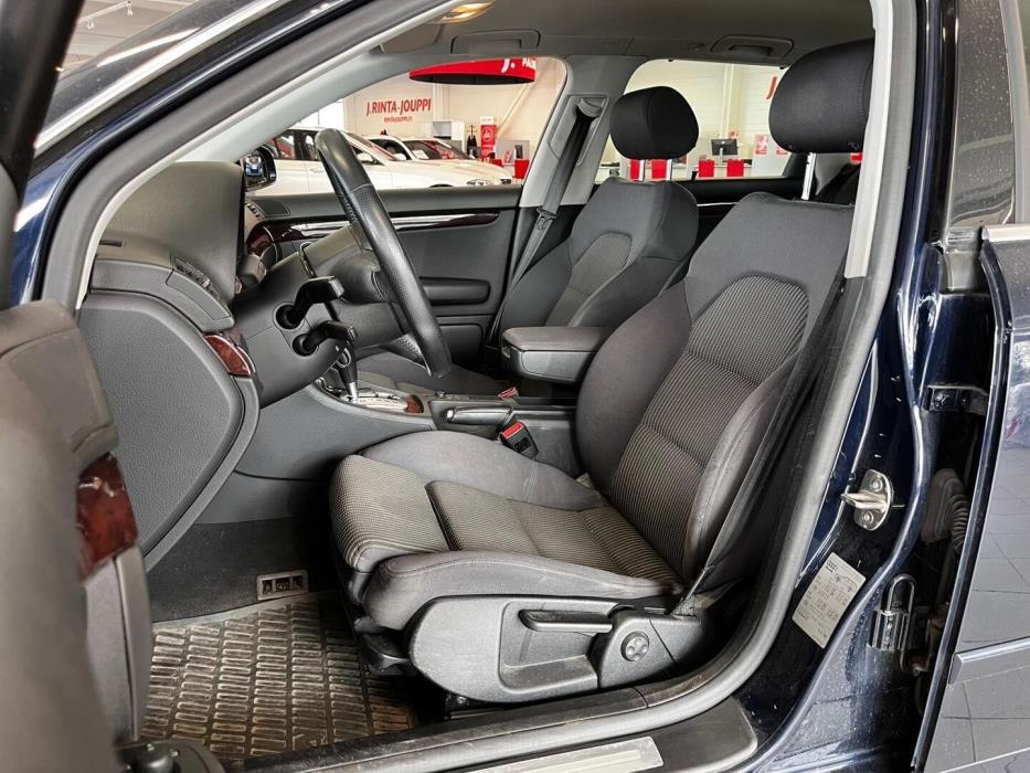 AUDI A4 2005