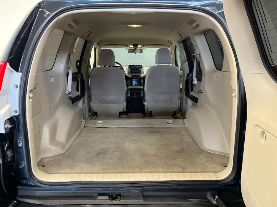 TOYOTA Land Cruiser 2013
