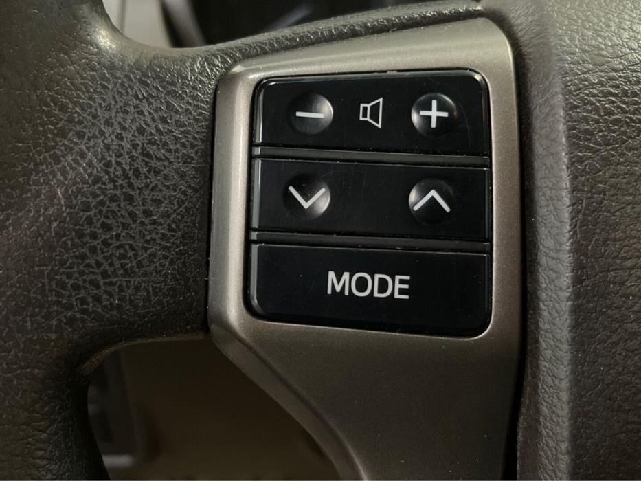 TOYOTA Land Cruiser 2013