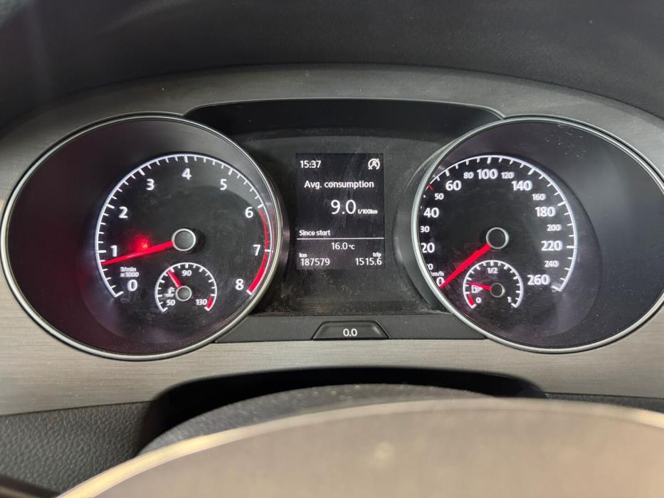 VOLKSWAGEN Golf Sportsvan 2014
