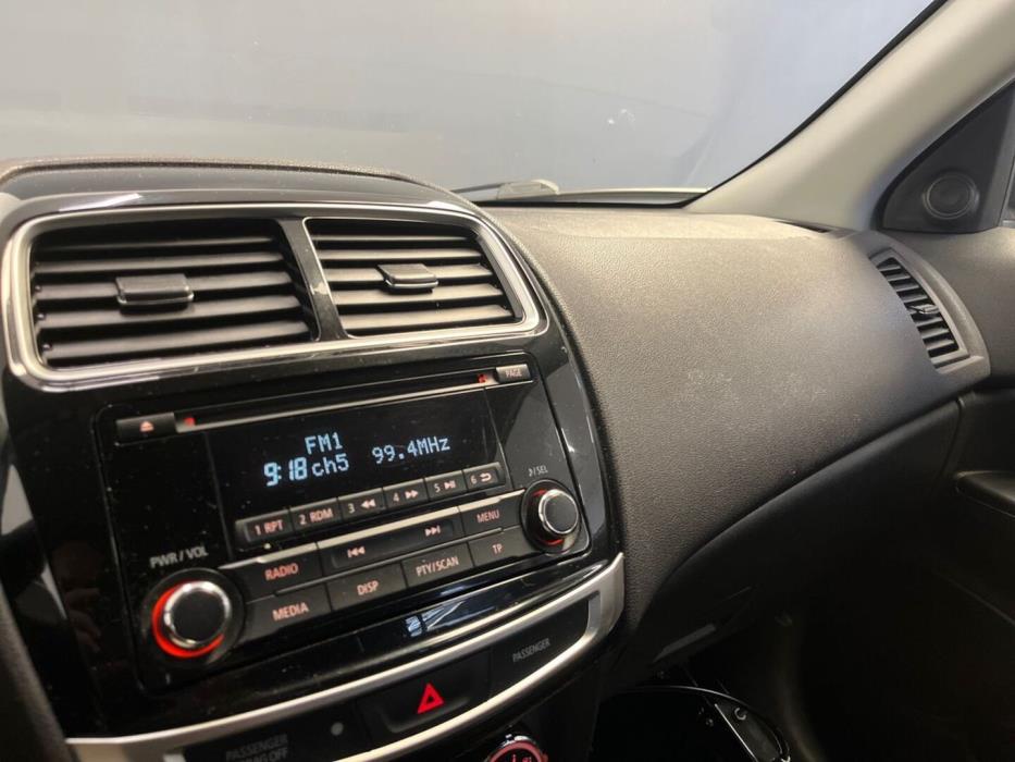 MITSUBISHI ASX 2015