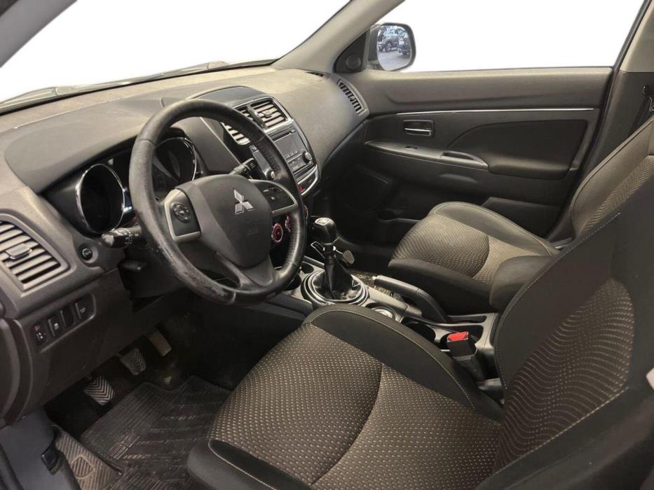 MITSUBISHI ASX 2015