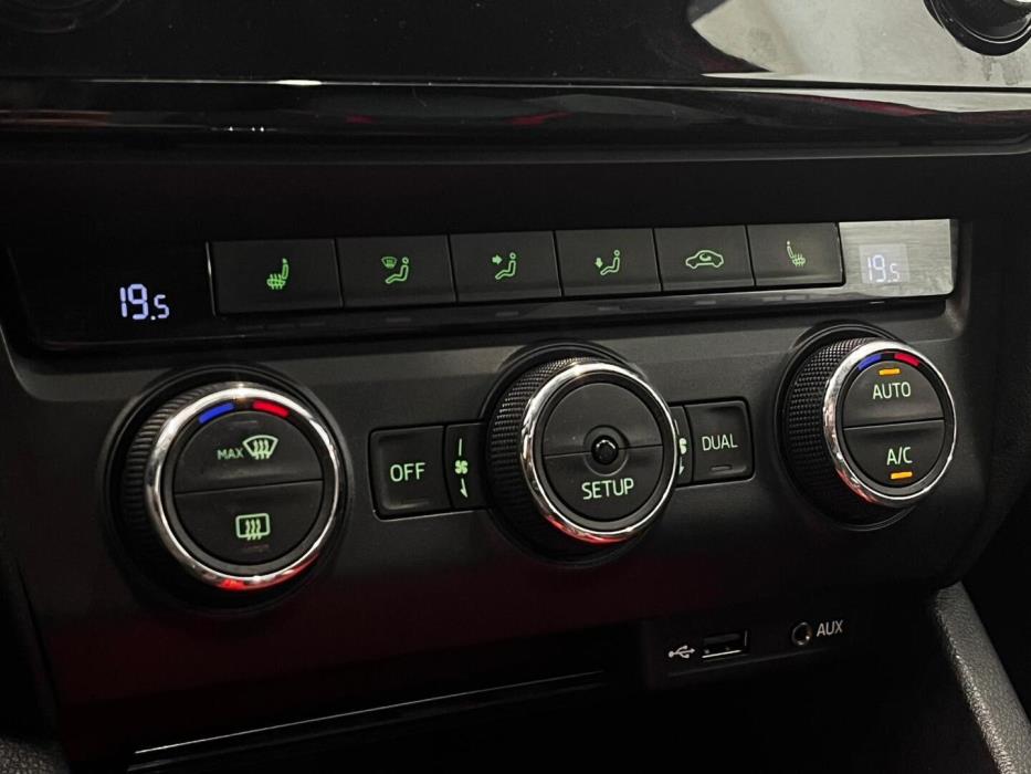 SKODA Octavia 2015