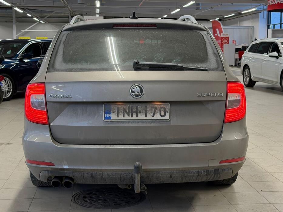 SKODA Superb 2014