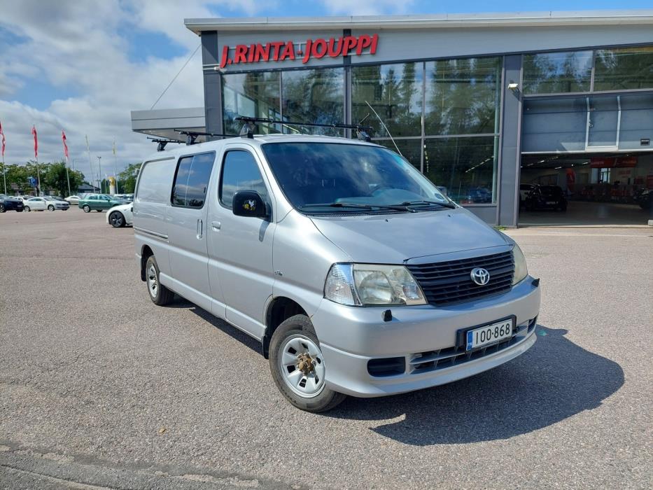 TOYOTA Hiace 2009