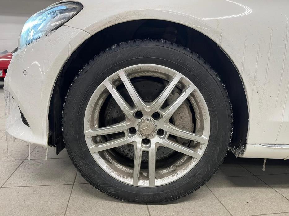 MERCEDES-BENZ C 2019