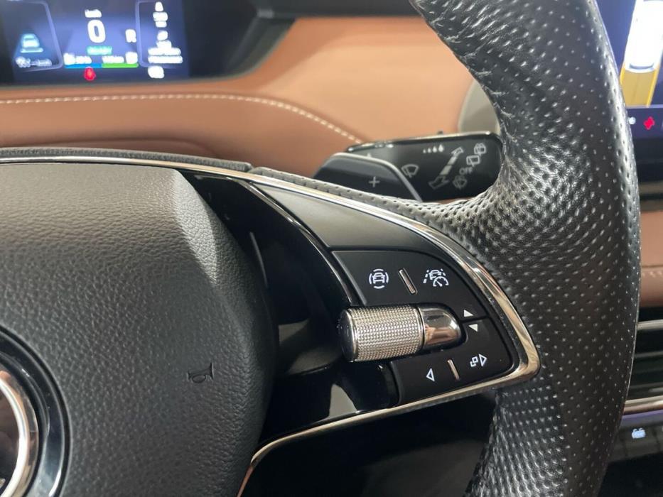 SKODA Enyaq 2021