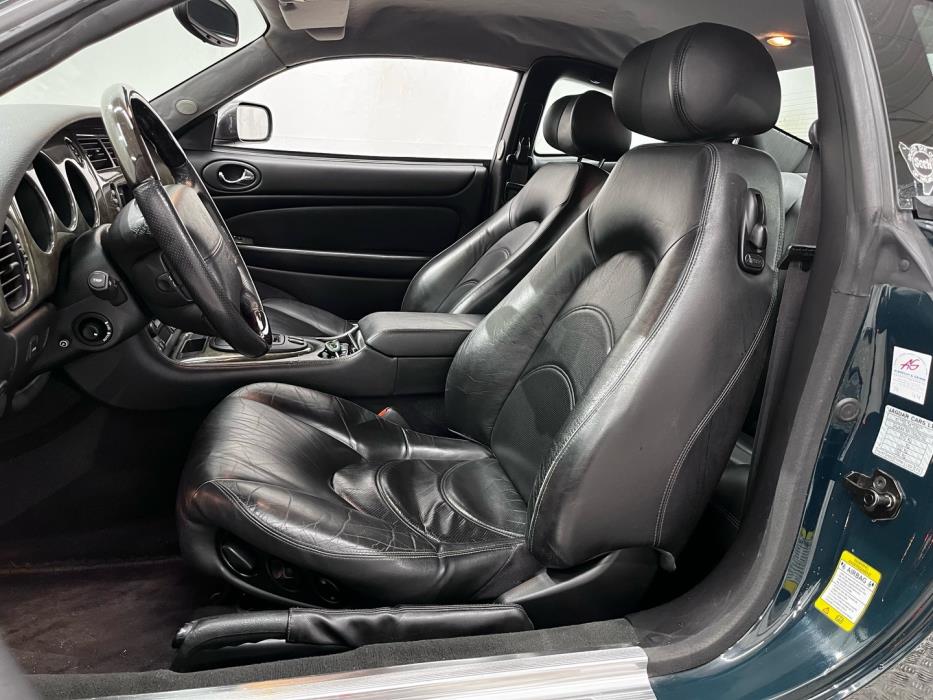 JAGUAR XK8 2001