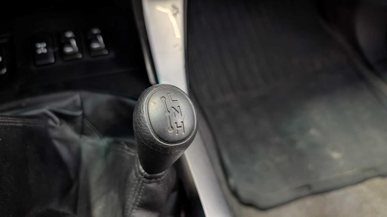 TOYOTA Land Cruiser 2003