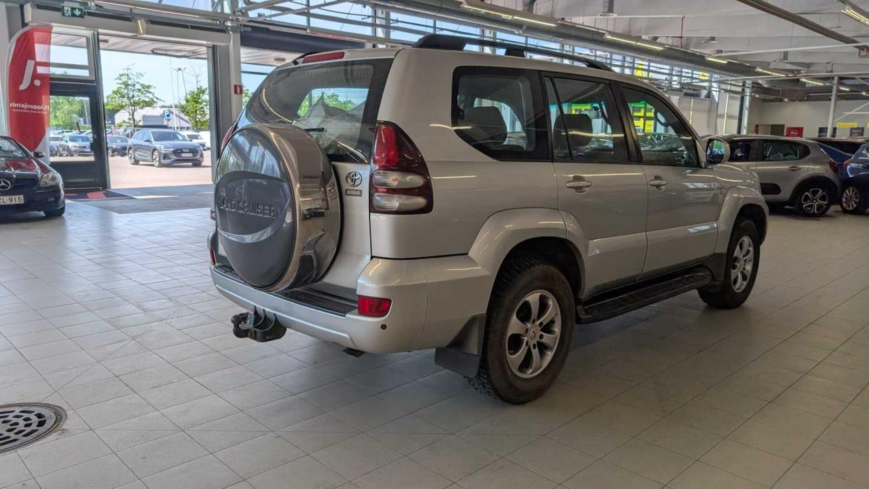 TOYOTA Land Cruiser 2003