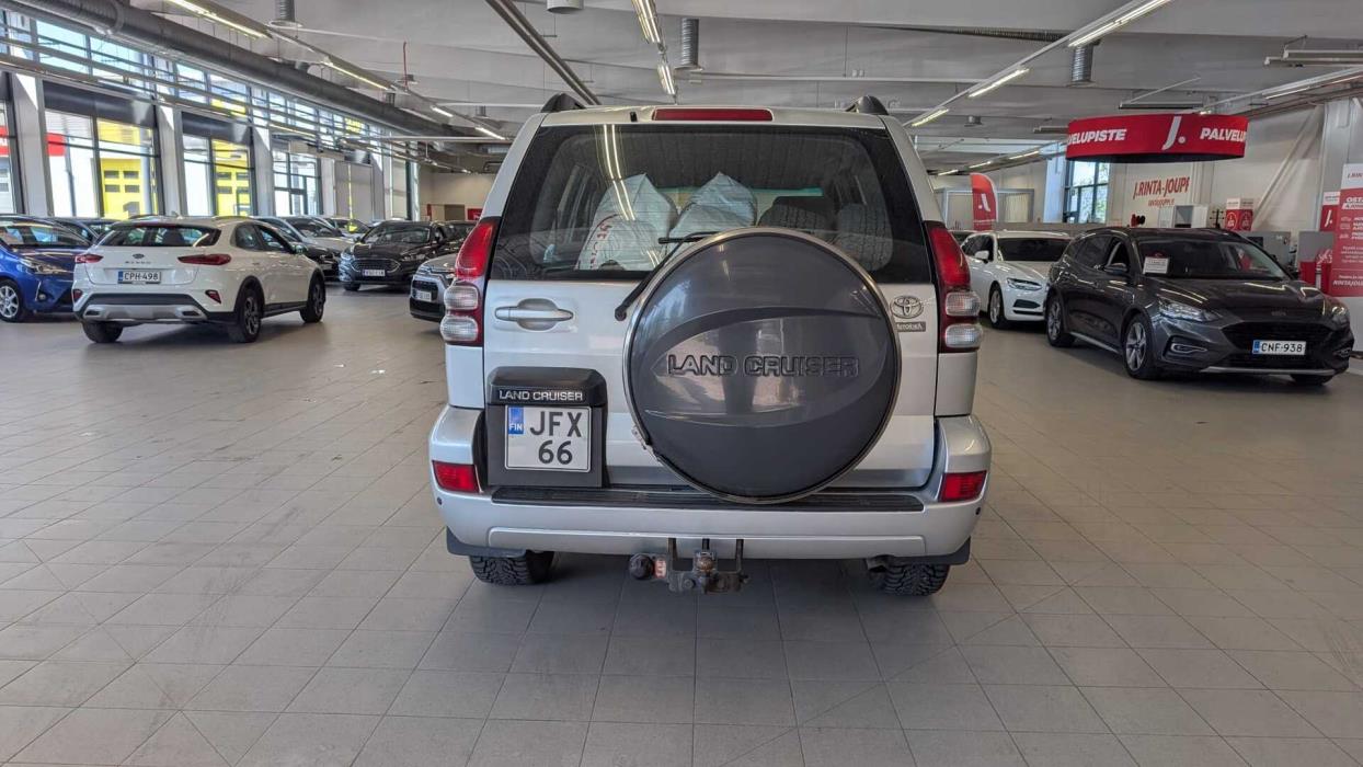 TOYOTA Land Cruiser 2003