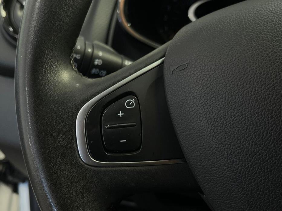 RENAULT Clio 2018