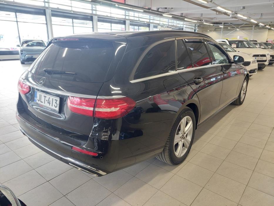 MERCEDES-BENZ E 2017