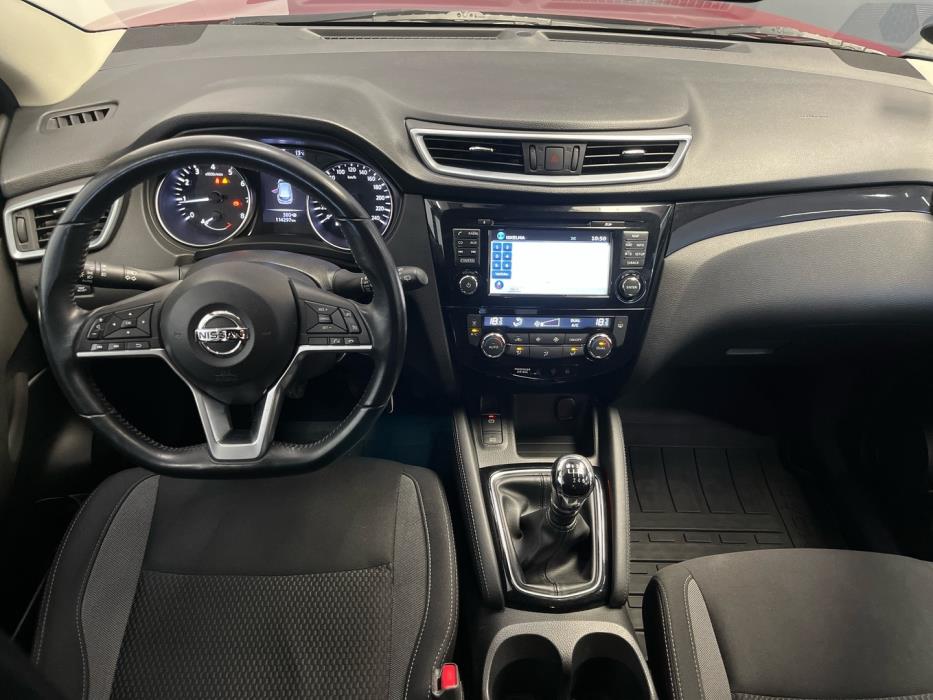 NISSAN Qashqai 2018