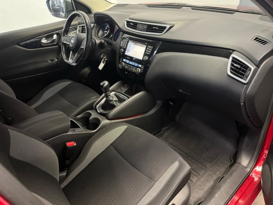 NISSAN Qashqai 2018