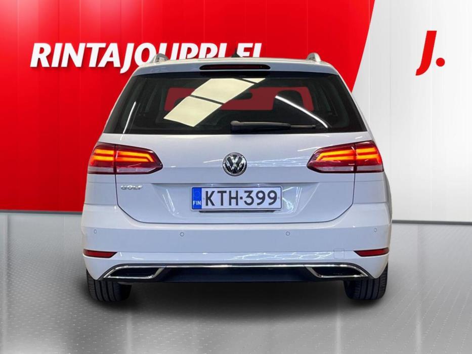 VOLKSWAGEN Golf 2018