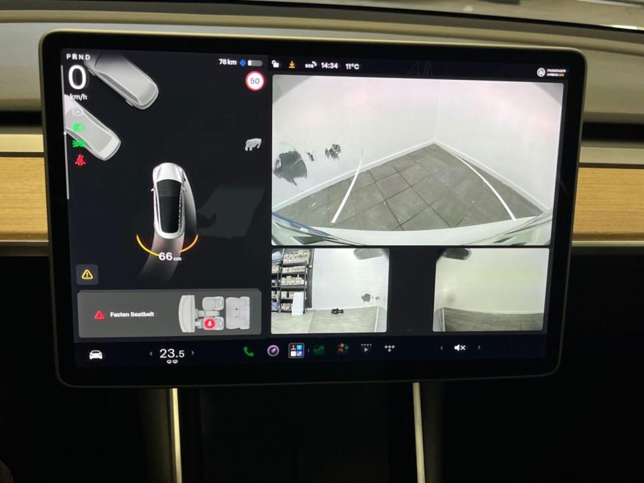 TESLA Model 3 2020