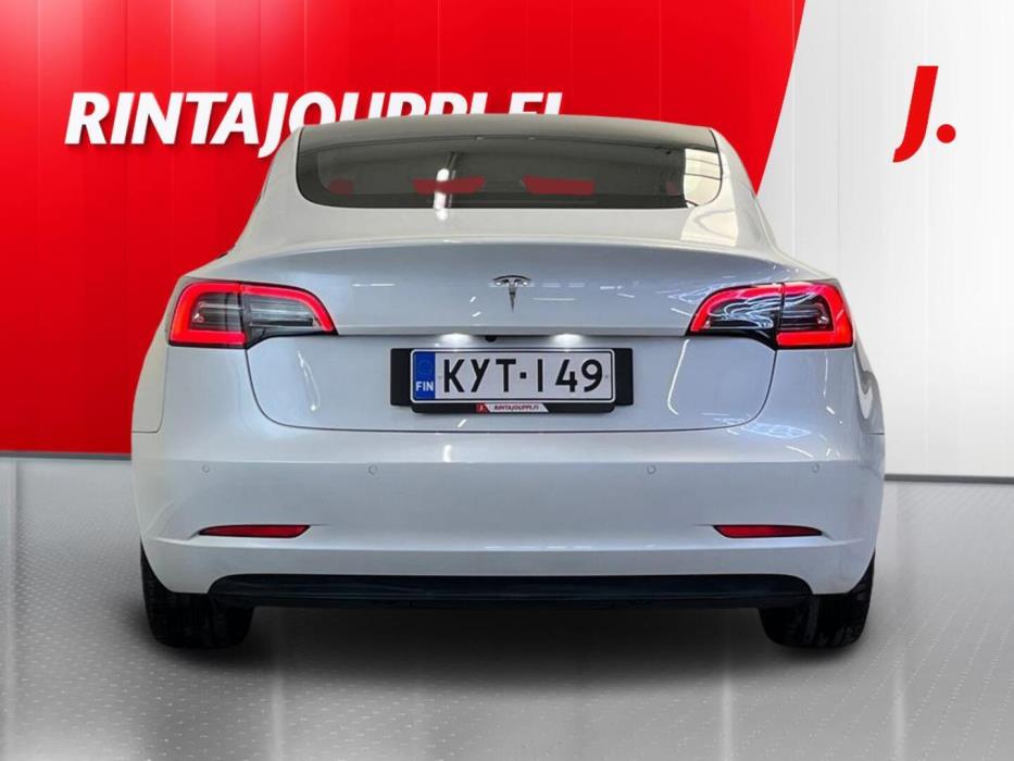 TESLA Model 3 2020