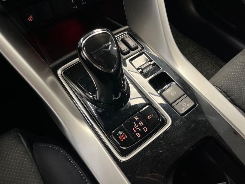 MITSUBISHI Eclipse Cross 2024