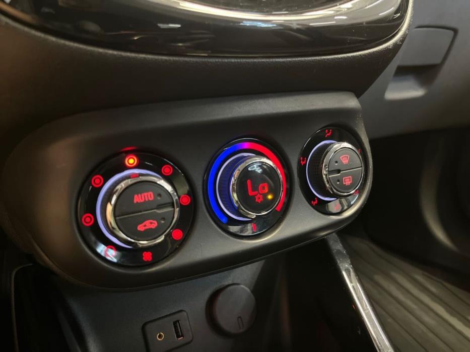 OPEL Corsa 2015