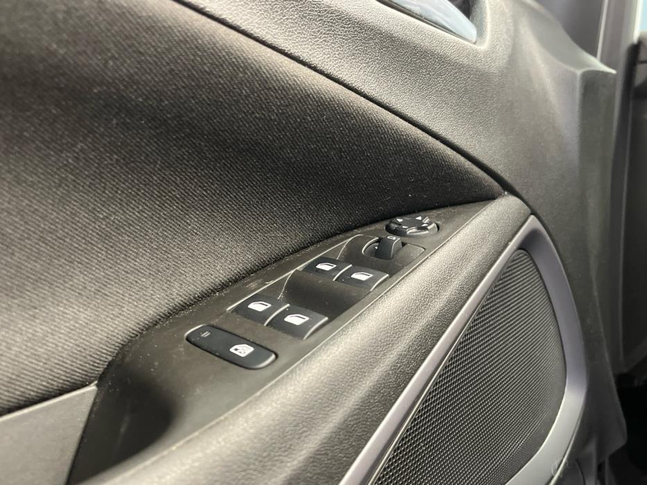 OPEL Crossland 2021