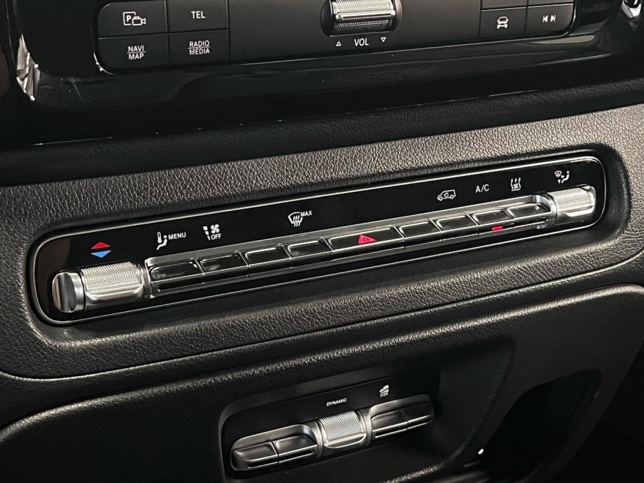 MERCEDES-BENZ Vito 2025