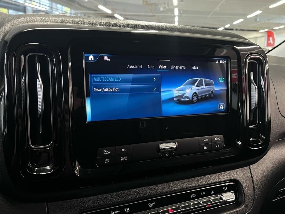 MERCEDES-BENZ Vito 2025