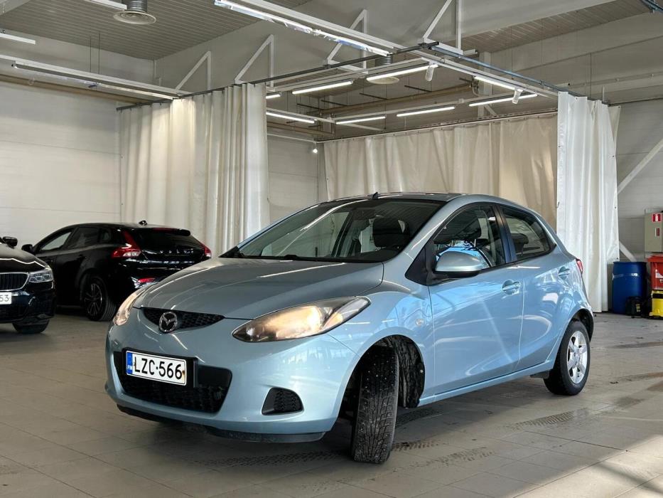 MAZDA Mazda2 2010