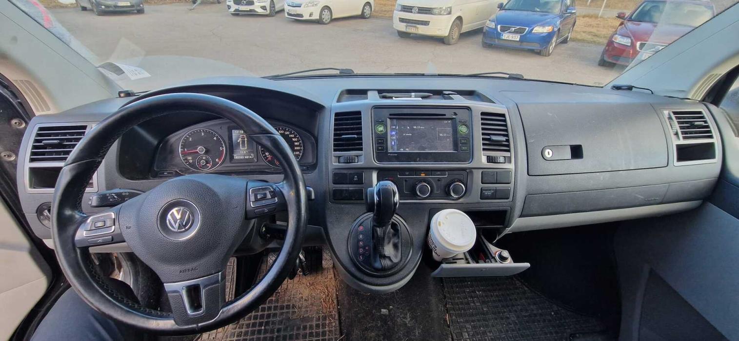 VOLKSWAGEN Transporter 2010