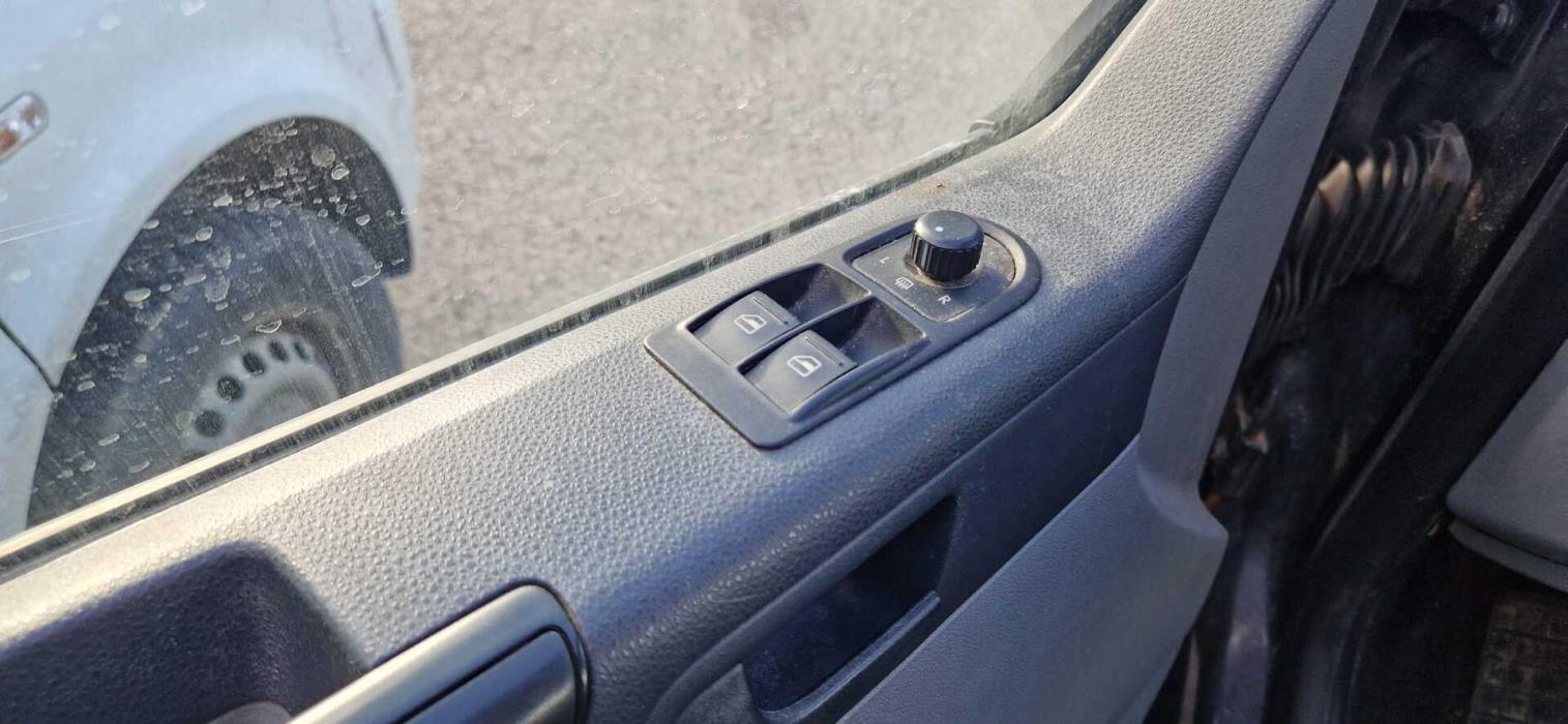 VOLKSWAGEN Transporter 2010