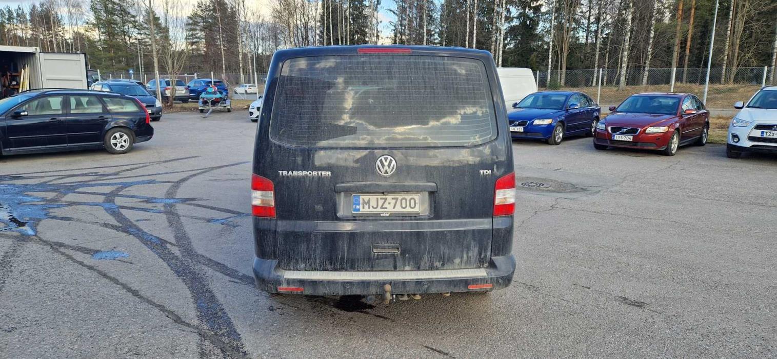 VOLKSWAGEN Transporter 2010