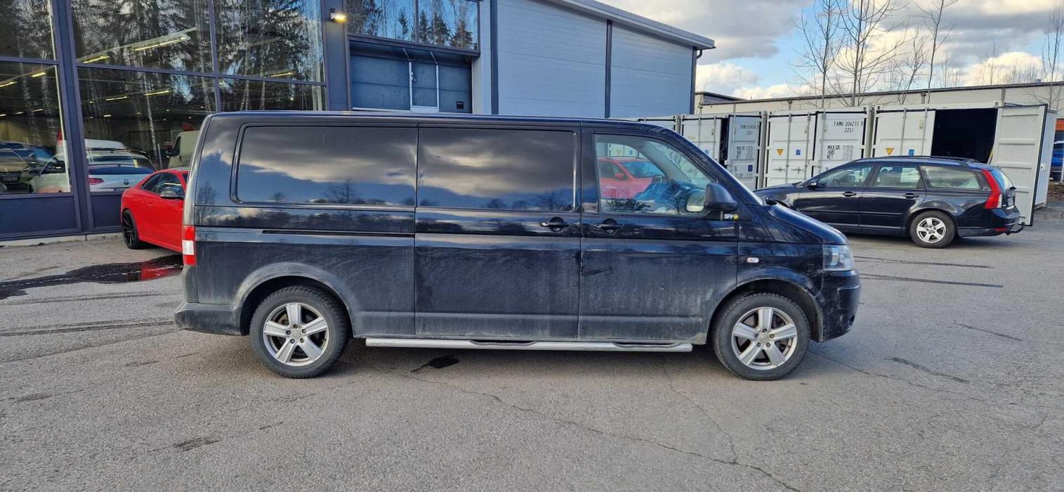 VOLKSWAGEN Transporter 2010