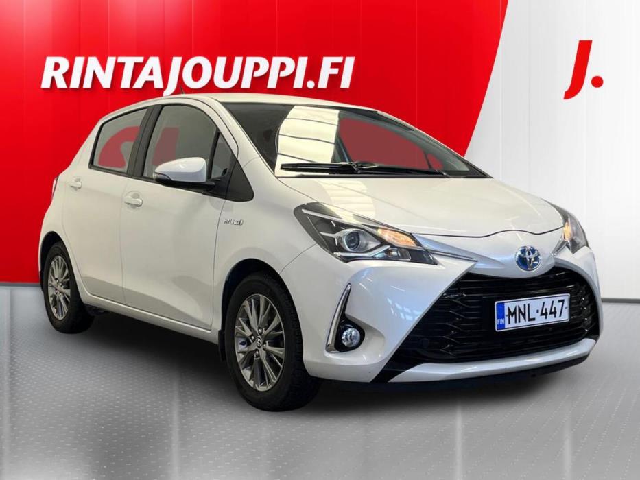 TOYOTA Yaris 2017