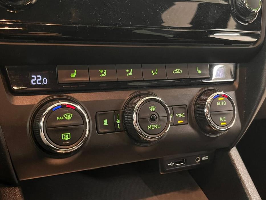 SKODA Octavia 2016