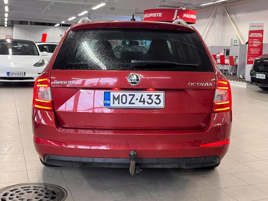 SKODA Octavia 2016