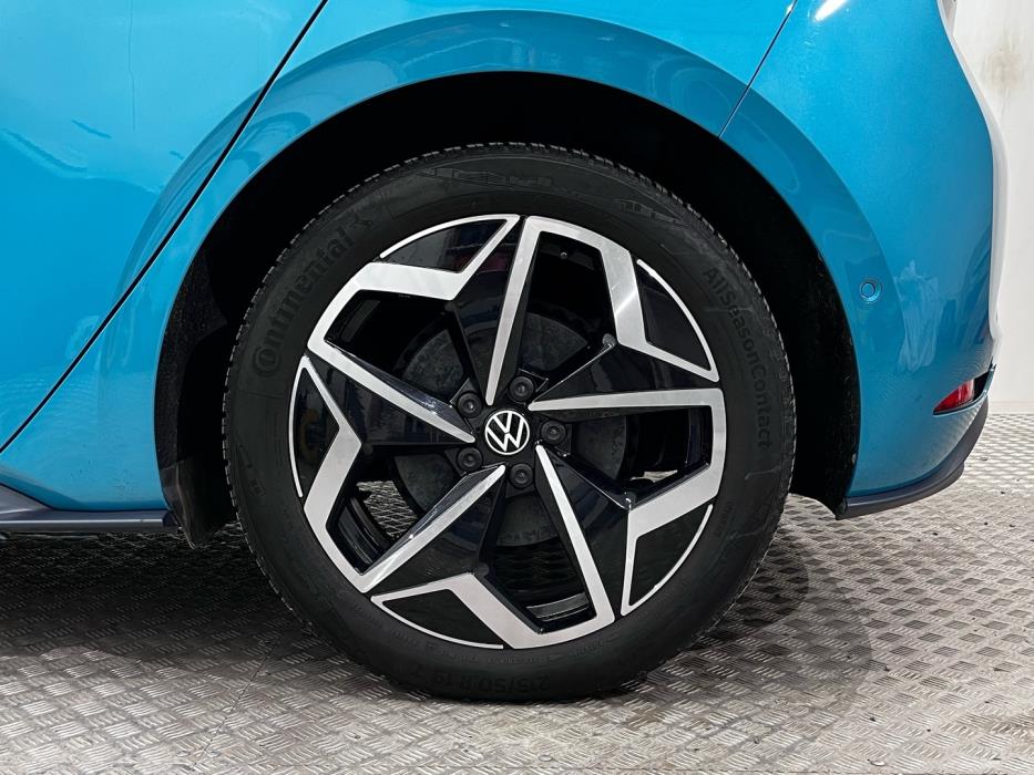 VOLKSWAGEN ID.3 2023