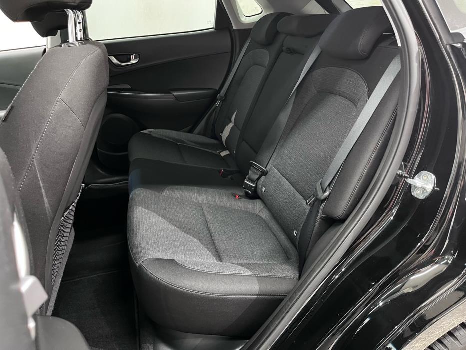 HYUNDAI KONA 2021