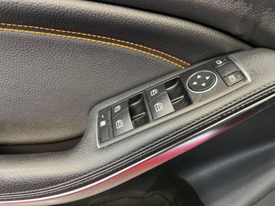 MERCEDES-BENZ CLA 2015