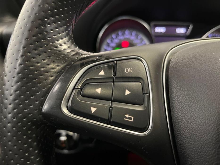 MERCEDES-BENZ CLA 2015