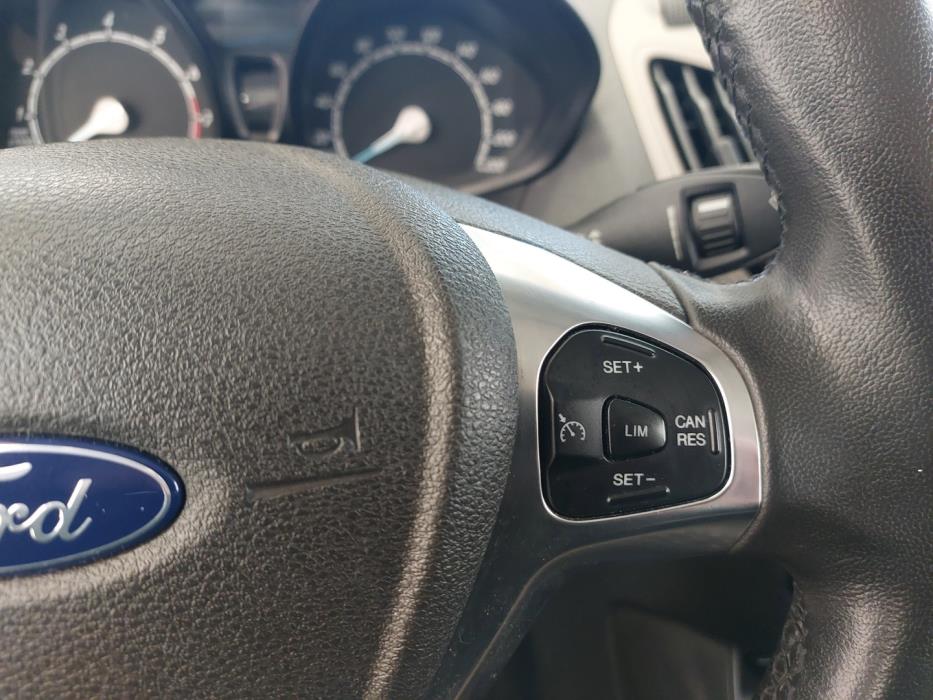 FORD Tourneo Courier 2017