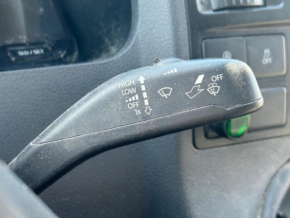 VOLKSWAGEN Transporter 2014