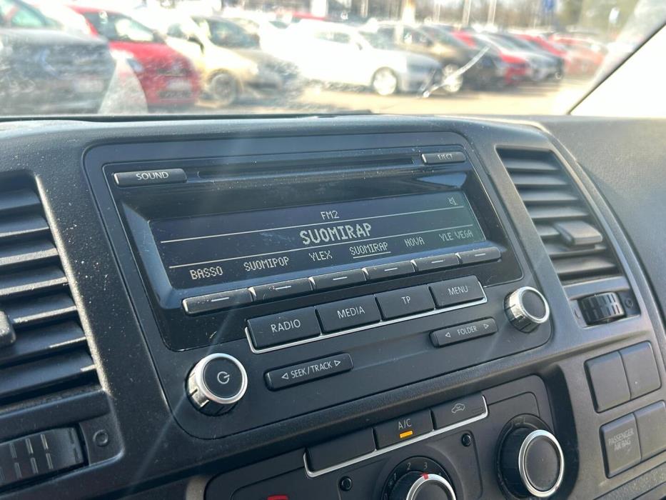 VOLKSWAGEN Transporter 2014